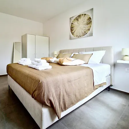 Apartman Laura & Nino *