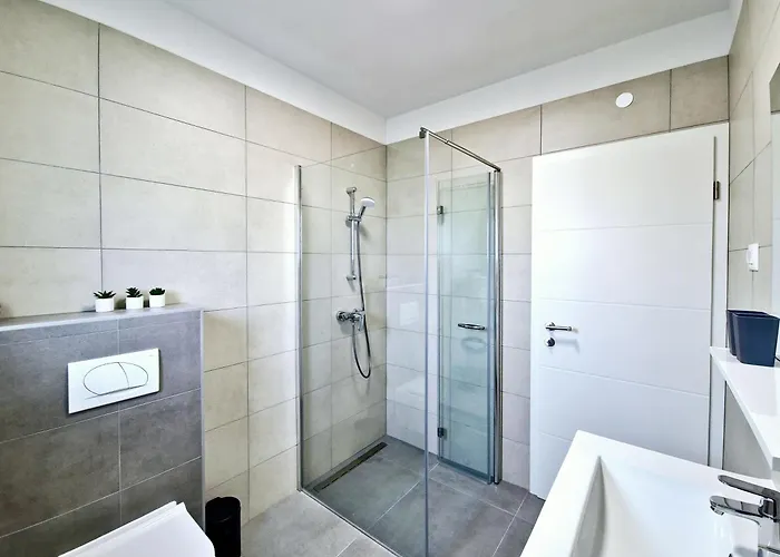 Laura & Nino Appartement *