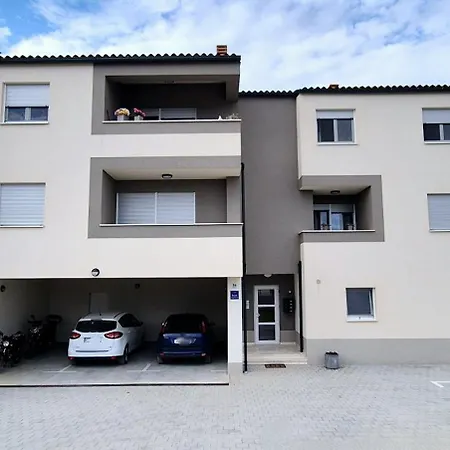 Apartment Laura & Nino *